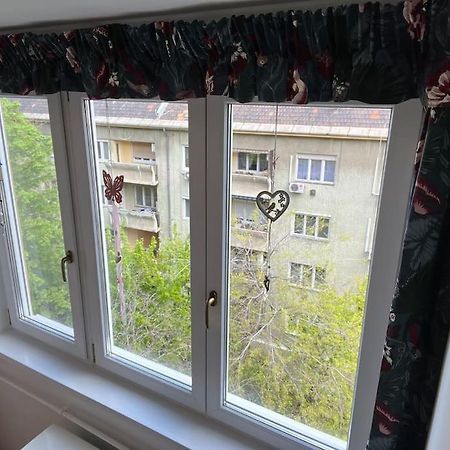 Awesome, 15 Mins To Center Home Будапеща Екстериор снимка